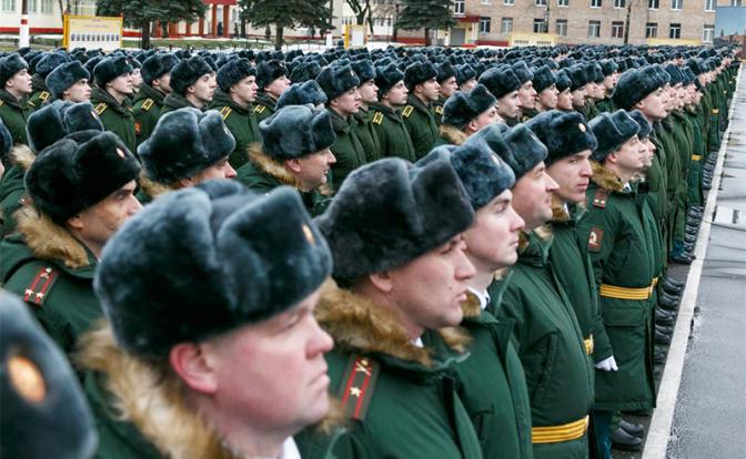 Корона под погоны: Лейтенантов лишили монет, но не престижа