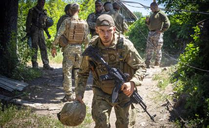 Бои на южном и северном флангах: Генералы ВСУ своей упертой тактикой сводят с ума НАТО - Свободная Пресса - Война на Украине. Новости сегодня. Новости. Наступление СВУ. Наступление СВУ сегодня. Украина. Новости Украины. Новости СВО. Наступление Украины.